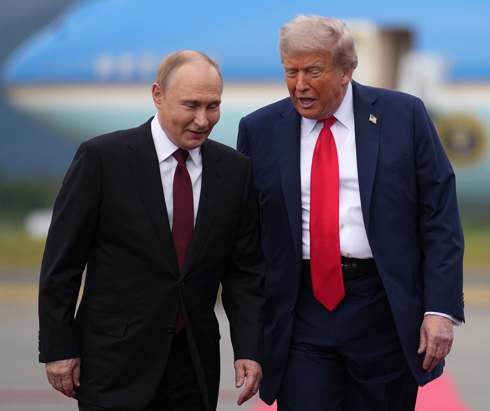 Donald Trump mit Wladimir Putin