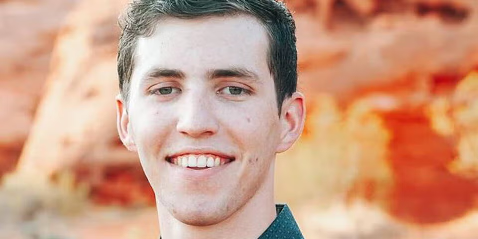 Tyler Robinson (22)